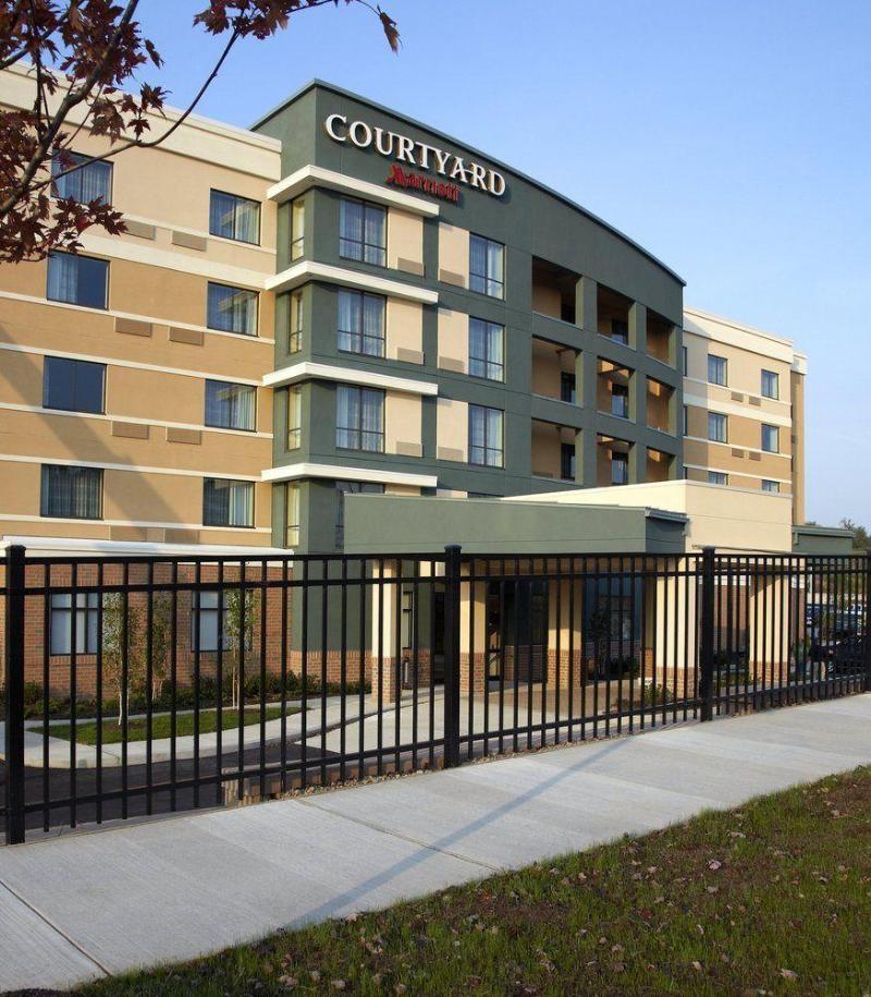 Courtyard Pittsburgh Settlers Ridge/Robinson Township Hotel Imperial Exterior photo